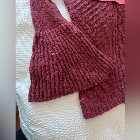 G.I.L.I. Got It Love It Cold Shoulder Burgundy Sweater with Bell Sleeves - Picture 4 of 16